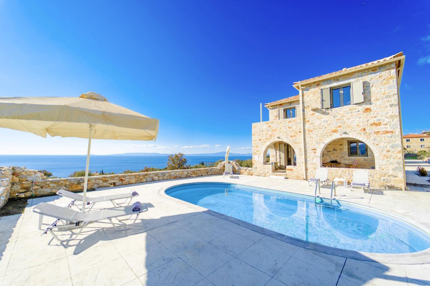 Villa Dioni Ena 皮尔戈斯 外观 照片